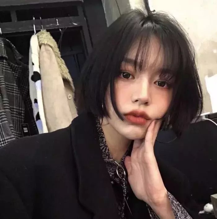 夜晚某处